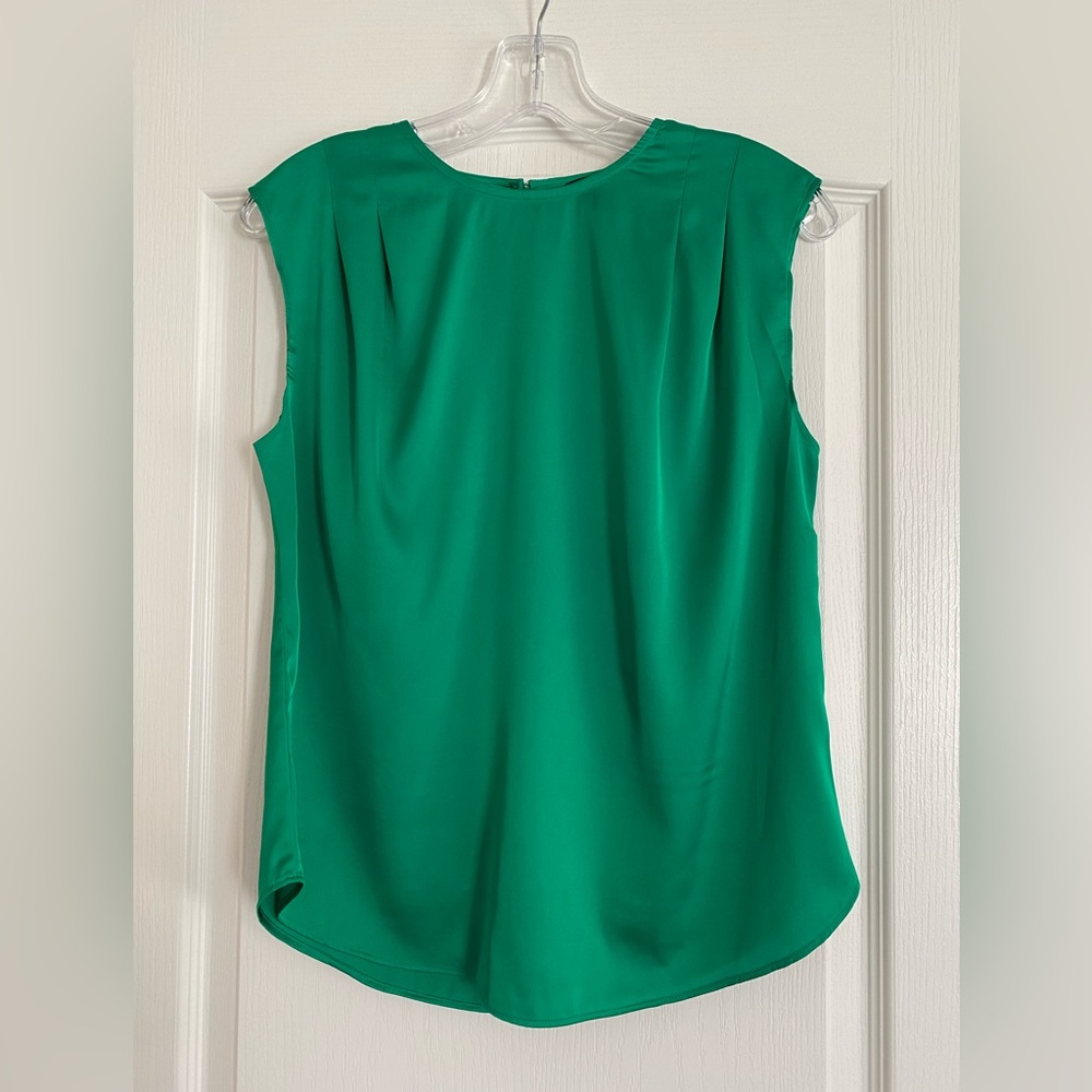 Express satin pleated shoulder top green small nwot